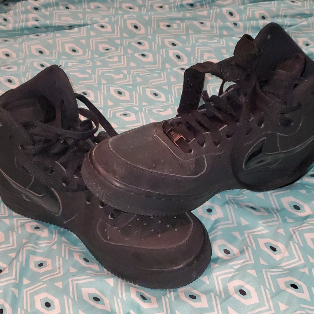 Black High Top Nike Air Forces